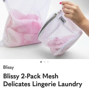 Blissy Mesh Laundry Bags - 2 Pack New